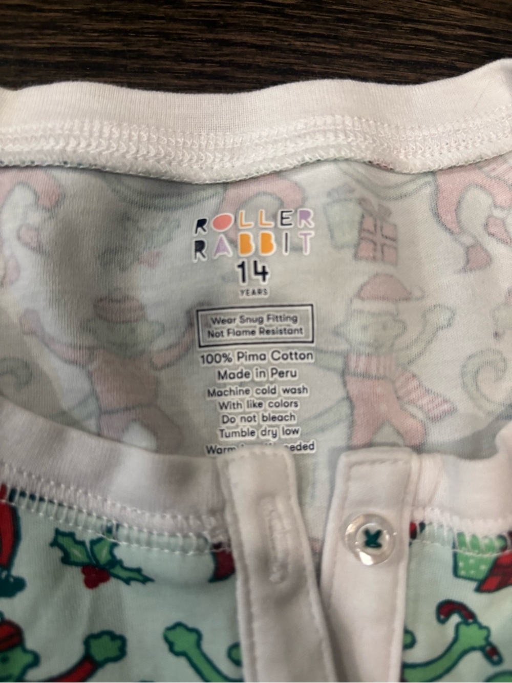 Roller Rabbit Holiday pajama set - Picture 2 of 6